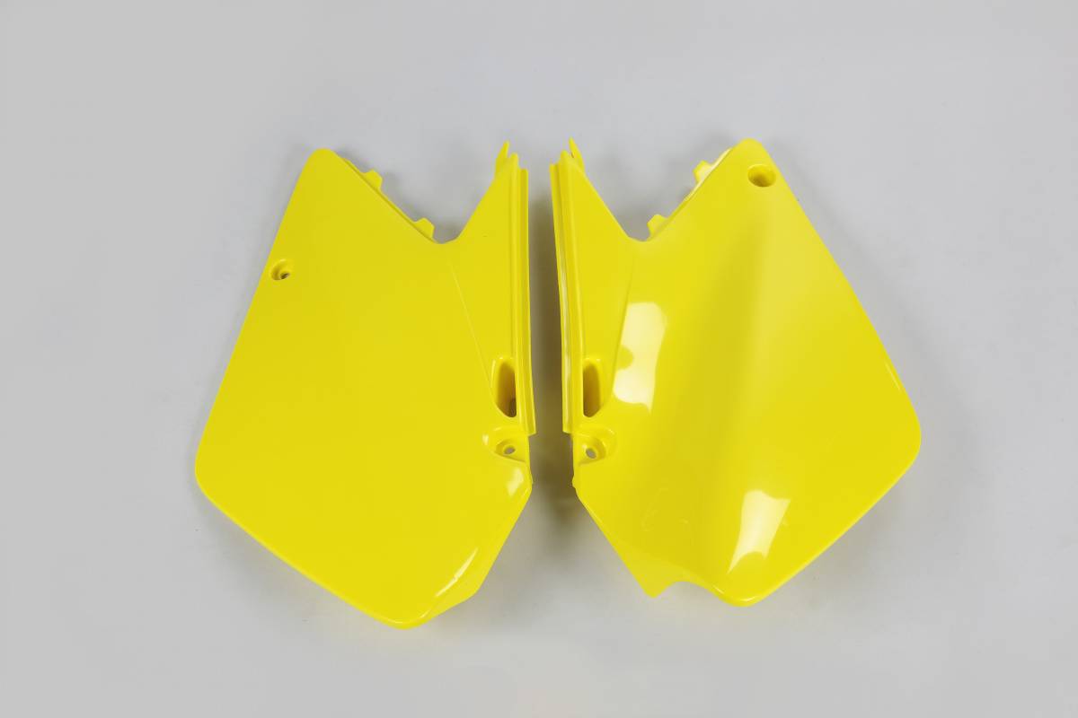 FIANCATINE-LATERALI-COMPATIBILE-CON-SUZUKI-RM-125-2006-2026-USA-GIALLO-102