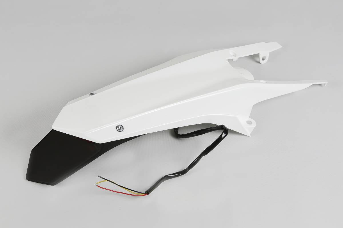 PARAFANGO POSTERIORE COMPATIBILE CON HUSQVARNA FE 501 2014-2016 / enduro LED bianco