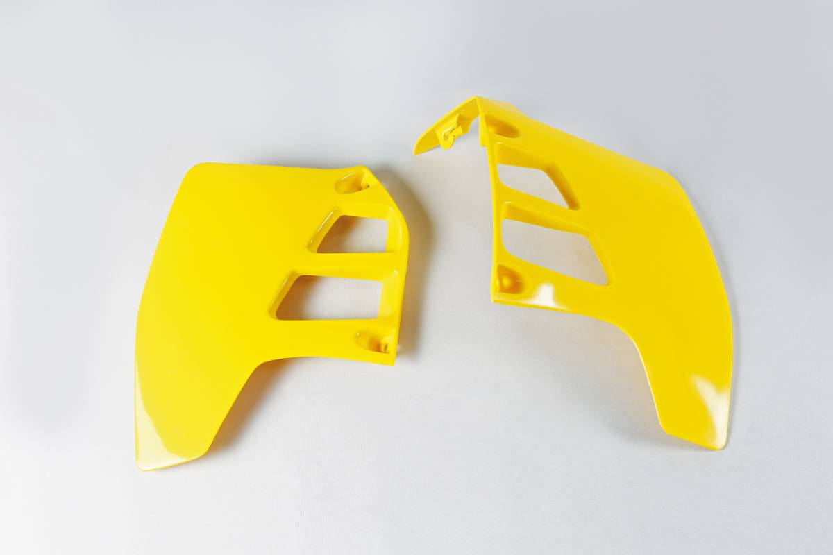 CONVOGLIATORI-RADIATORE-COMPATIBILE-CON-SUZUKI-RM-125-1989-1991-GIALLO-101