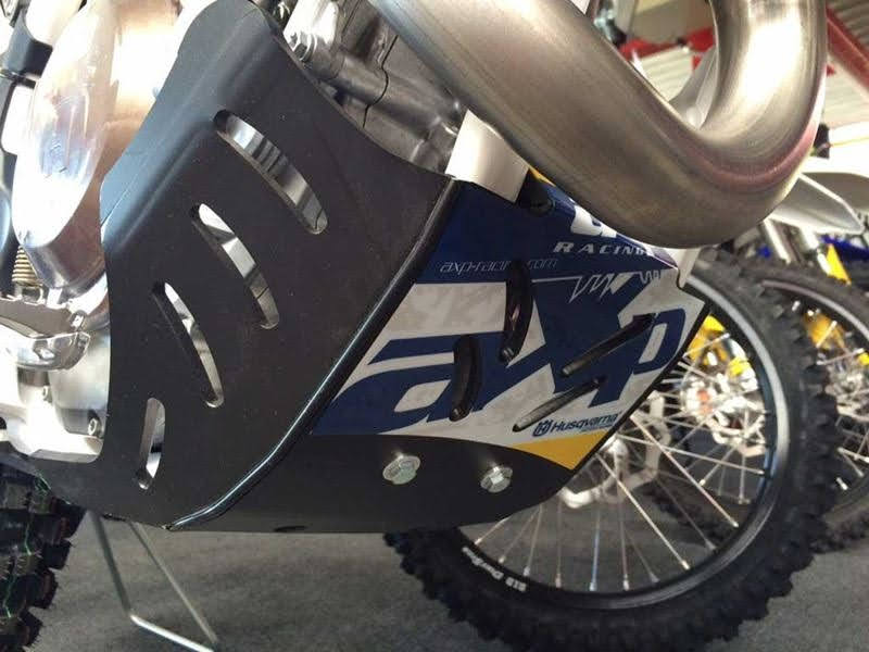 PARAMOTORE HUSQVARNA FC 250 (16-18) AXP RACING 6MM NERO