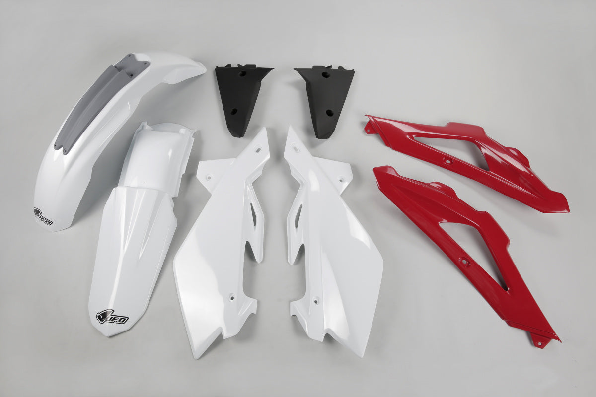 KIT PLASTICHE OEM color