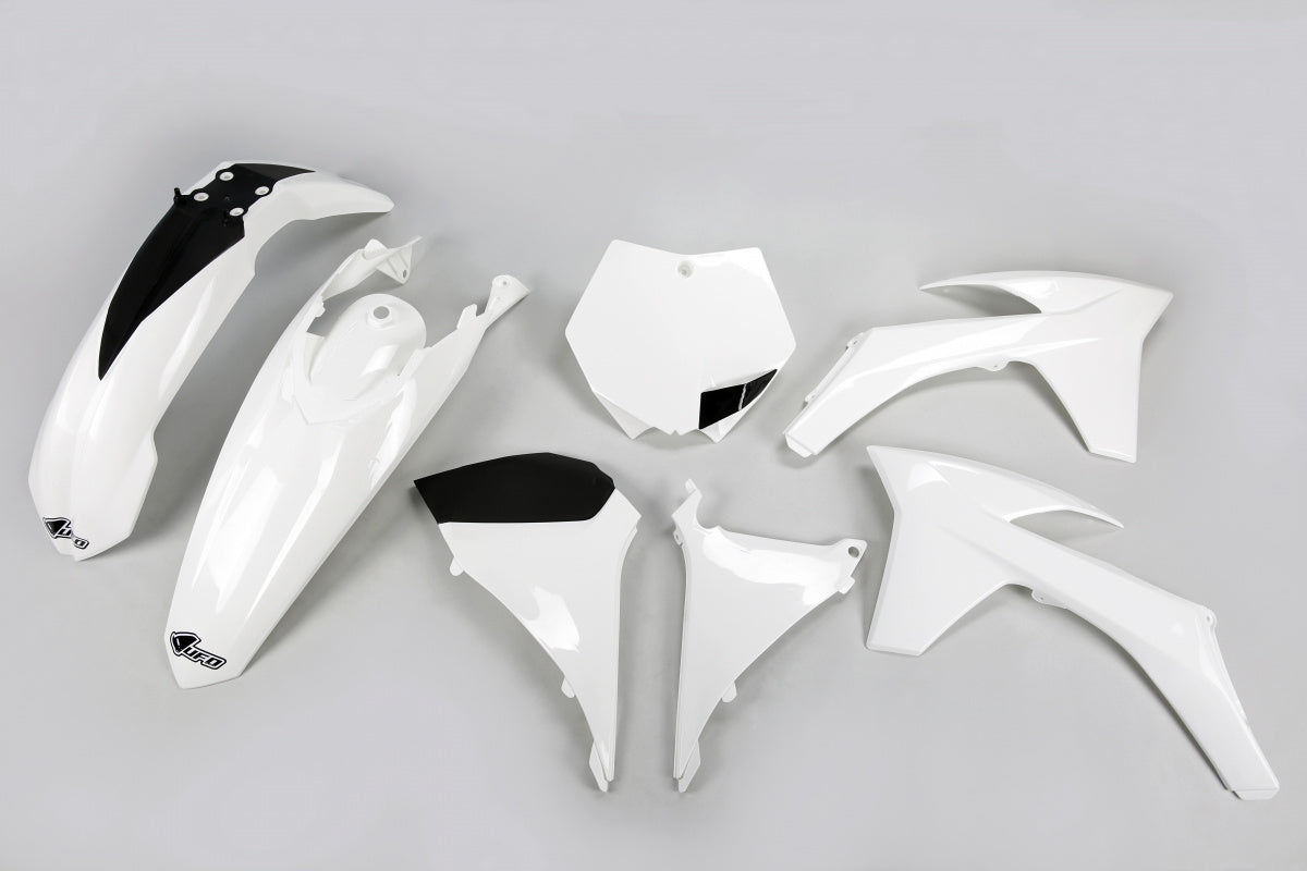 KIT PLASTICHE bianco