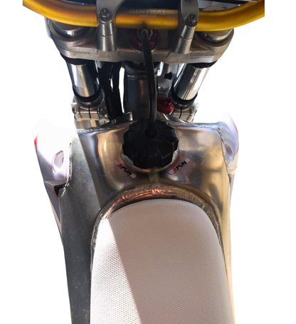 RÉSERVOIR EN ALUMINIUM SUZUKI DRZ 400 2000/2015 / AVEC ECOLES DE RADIATEUR RMZ 450 (2006)