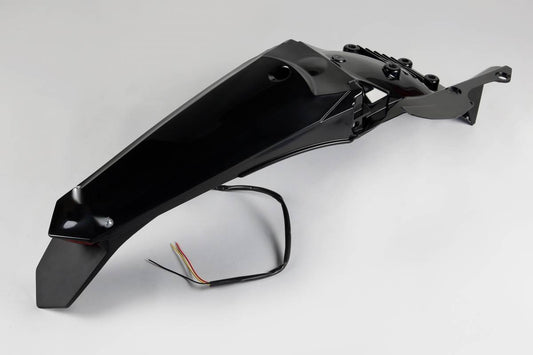 PARAFANGO POSTERIORE COMPATIBILE CON YAMAHA WRF 250 2015-2019 / enduro LED nero