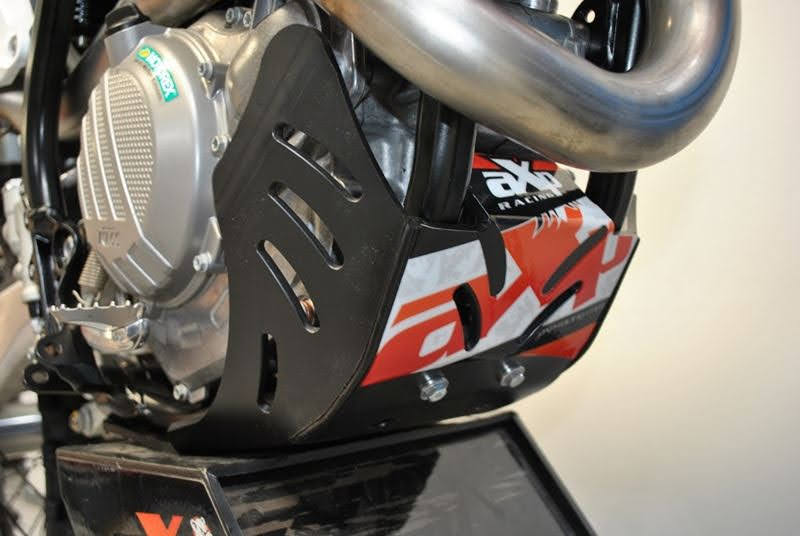 PARAMOTORE KTM SX-F 450 (16-18) AXP RACING 6MM NERO
