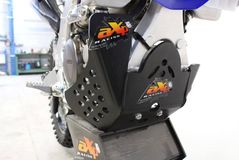 PARAMOTORE YAMAHA YZ 250 F (14-18) AXP RACING 8MM NERO