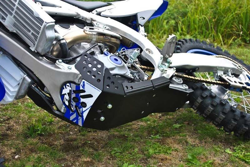 PARAMOTORE YAMAHA WR 250 F (20-24) AXP RACING 8MM NERO