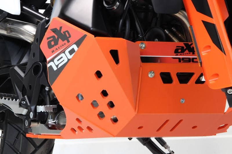 PARAMOTORE KTM 890 ADVENTURE (21-23) AXP RACING 8MM ARANCIONE