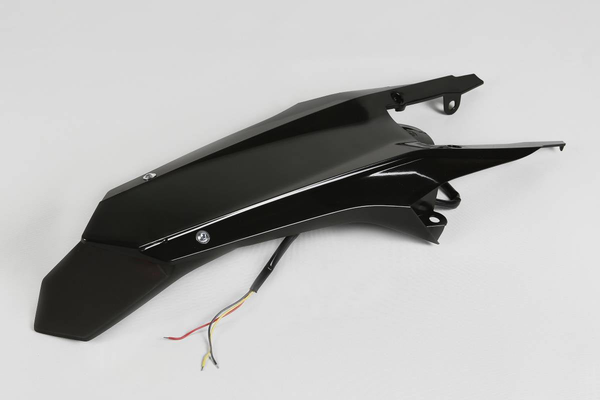 PARAFANGO POSTERIORE COMPATIBILE CON HUSQVARNA FE 250 2014-2016 / enduro LED nero