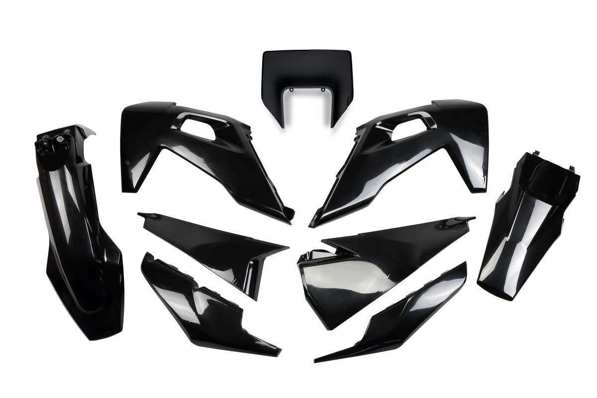 KIT-PLASTICHE-COMPATIBILE-CON-HUSQVARNA-TE-150-2020-2023-con-portafaro-NERO-001