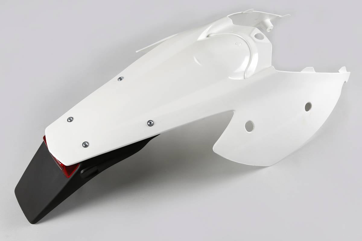 PARAFANGO POSTERIORE COMPATIBILE CON KTM EXC 300 2004-2007 / con portatarga bianco