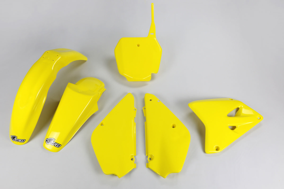 KIT PLASTICHE COMPATIBILE CON SUZUKI RM 85 2000-2027 - giallo (102)